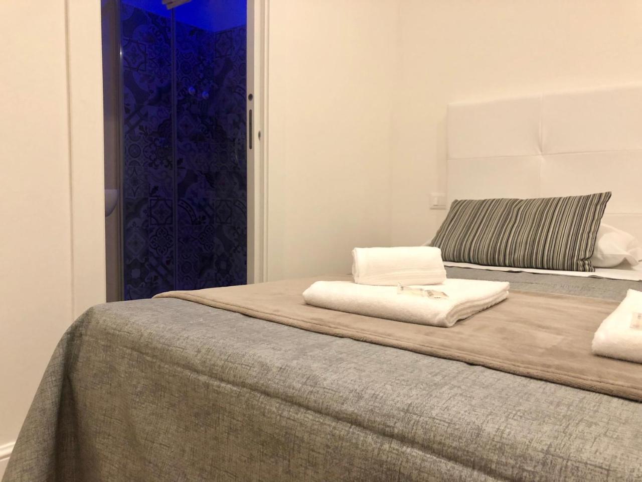 Charme Rooms Taranto Kültér fotó