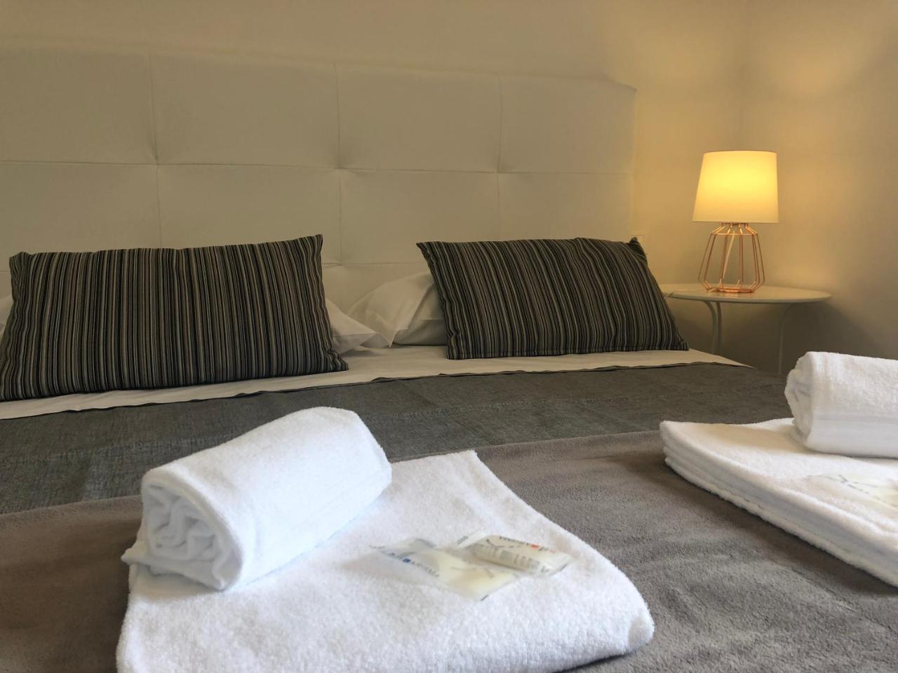 Charme Rooms Taranto Kültér fotó