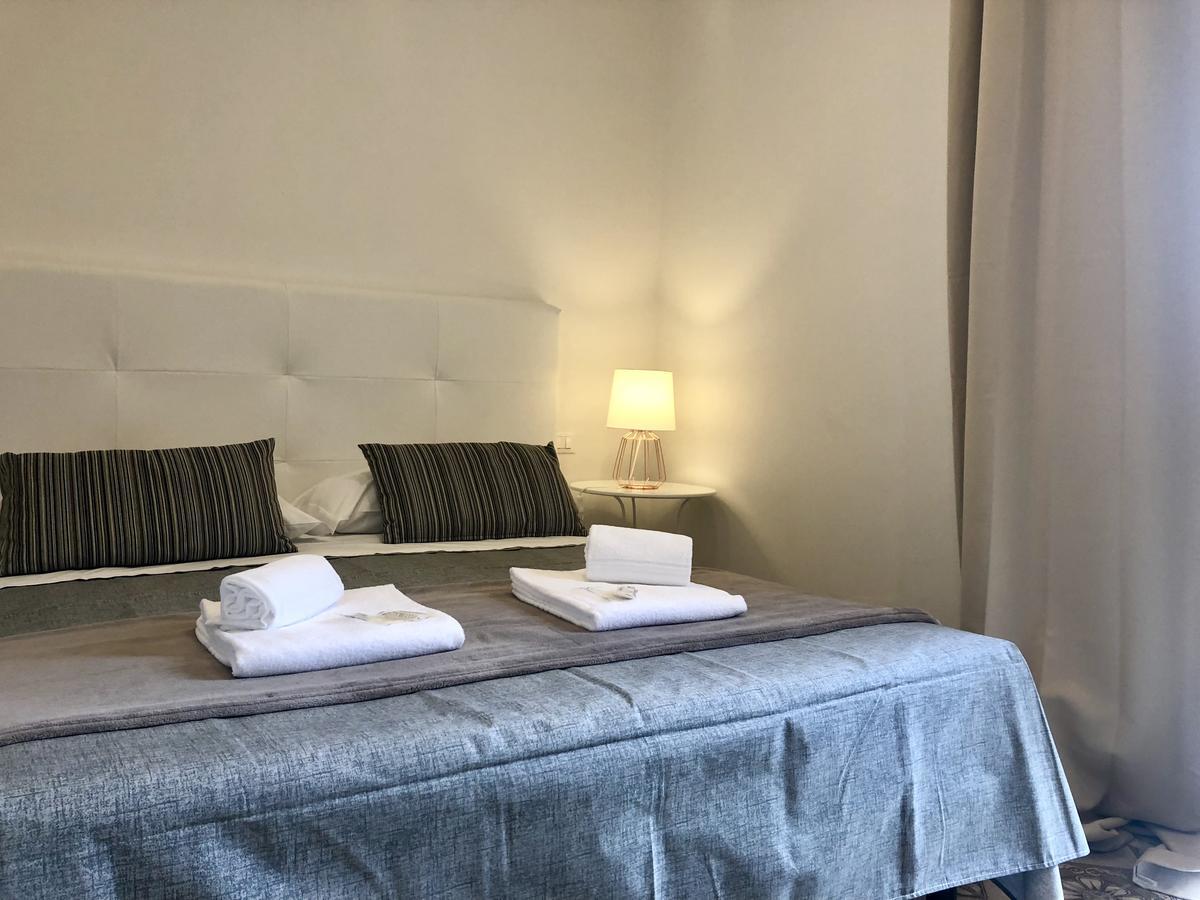 Charme Rooms Taranto Kültér fotó