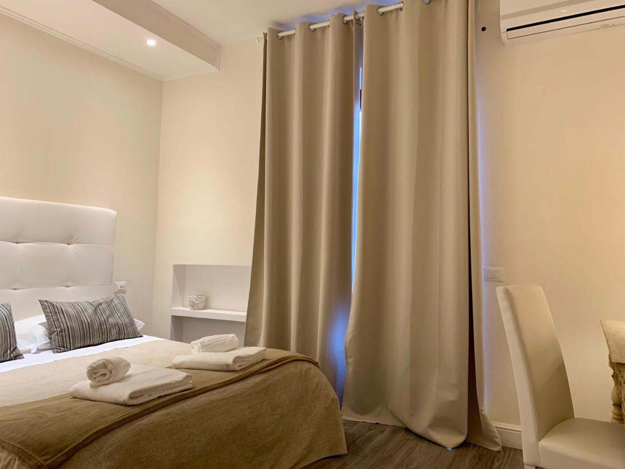 Charme Rooms Taranto Kültér fotó